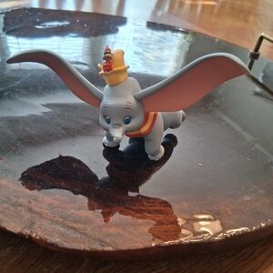 Hallmark Keepsake Walt Disney Dumbo's First Flight Ornament.